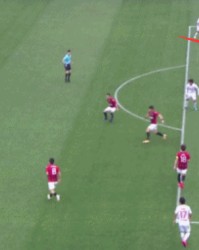 3, 法甲新规实施VAR判罚引发争议  