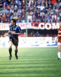 1, 米兰德比国米绝杀登顶积分榜  