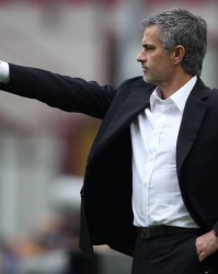  热刺主帅孔蒂赛后发布会怒辞职  